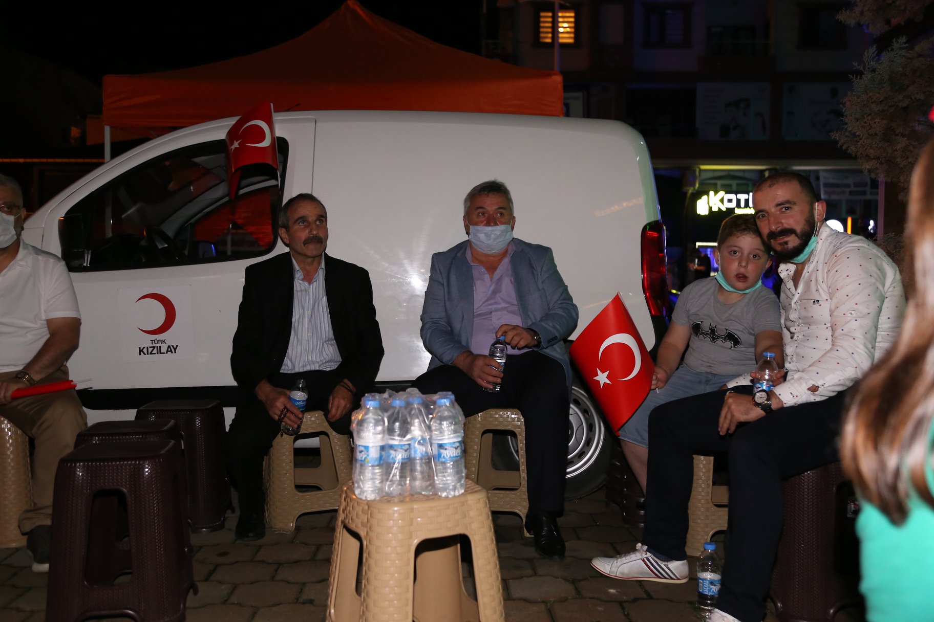 15 TEMMUZ’UN 4.YILINDA İLÇEMİZDE ANMA TÖRENİ DÜZENLENDİ