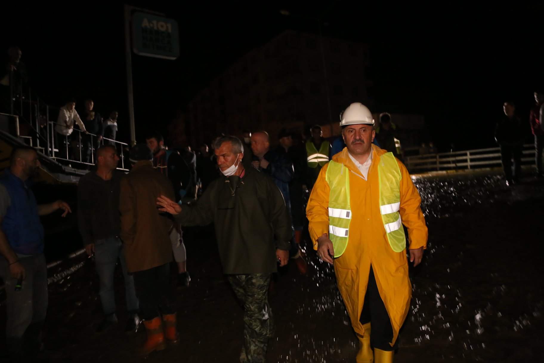 BAŞKANIMIZ SEL FELAKETİ YAŞANAN BÖLGEDE