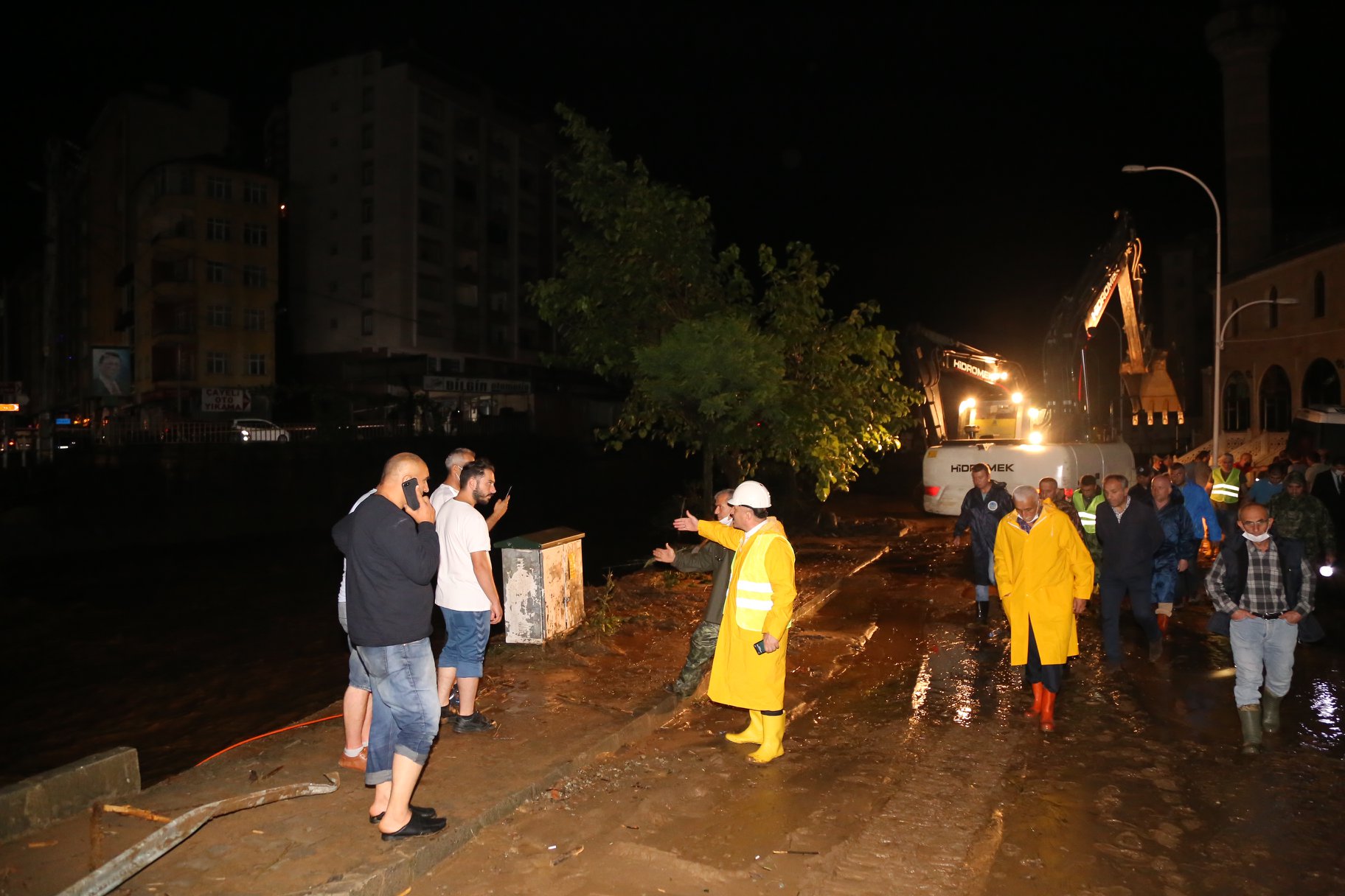BAŞKANIMIZ SEL FELAKETİ YAŞANAN BÖLGEDE