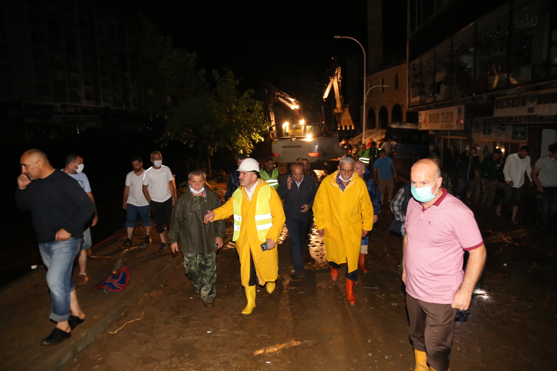 BAŞKANIMIZ SEL FELAKETİ YAŞANAN BÖLGEDE