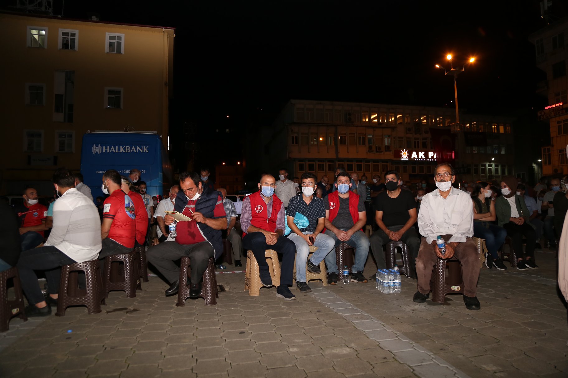 15 TEMMUZ’UN 4.YILINDA İLÇEMİZDE ANMA TÖRENİ DÜZENLENDİ