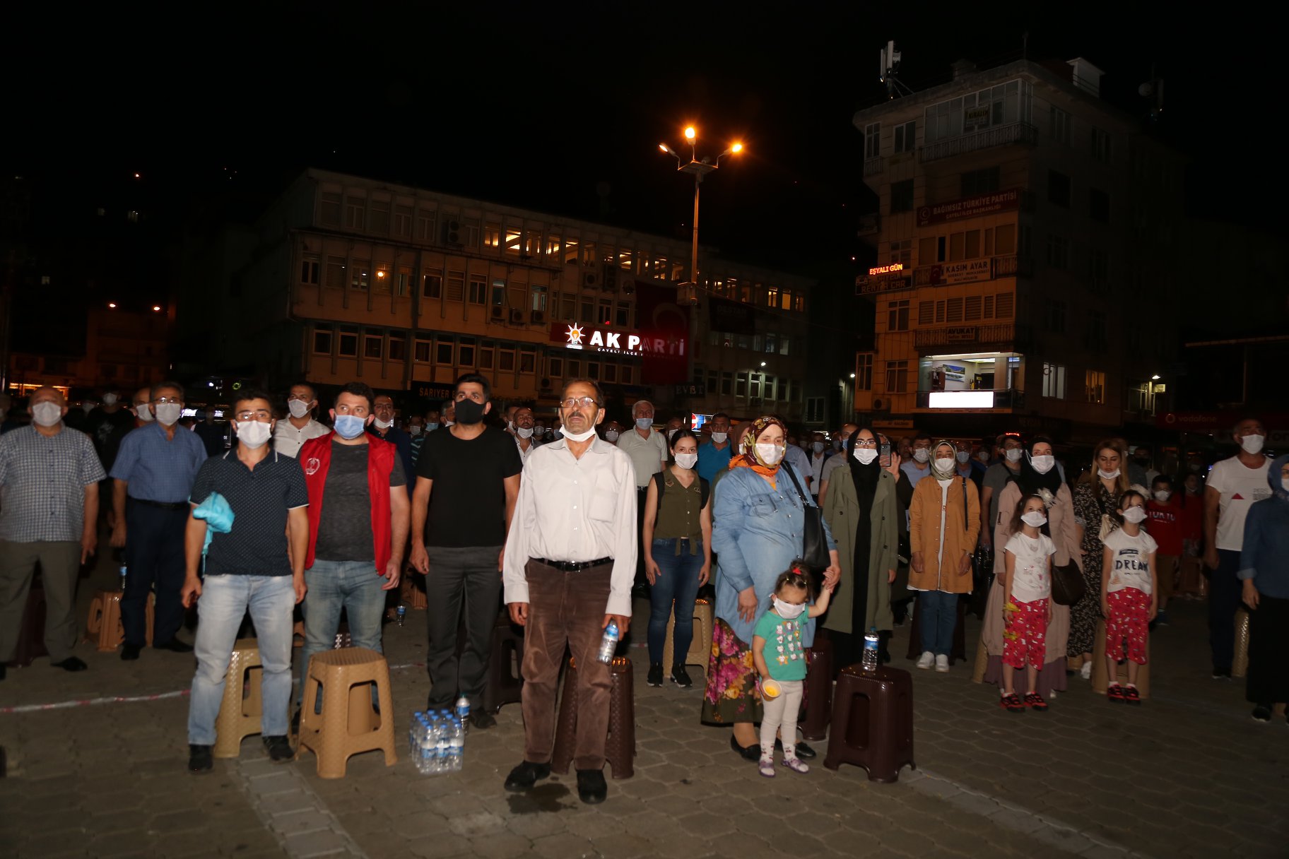15 TEMMUZ’UN 4.YILINDA İLÇEMİZDE ANMA TÖRENİ DÜZENLENDİ