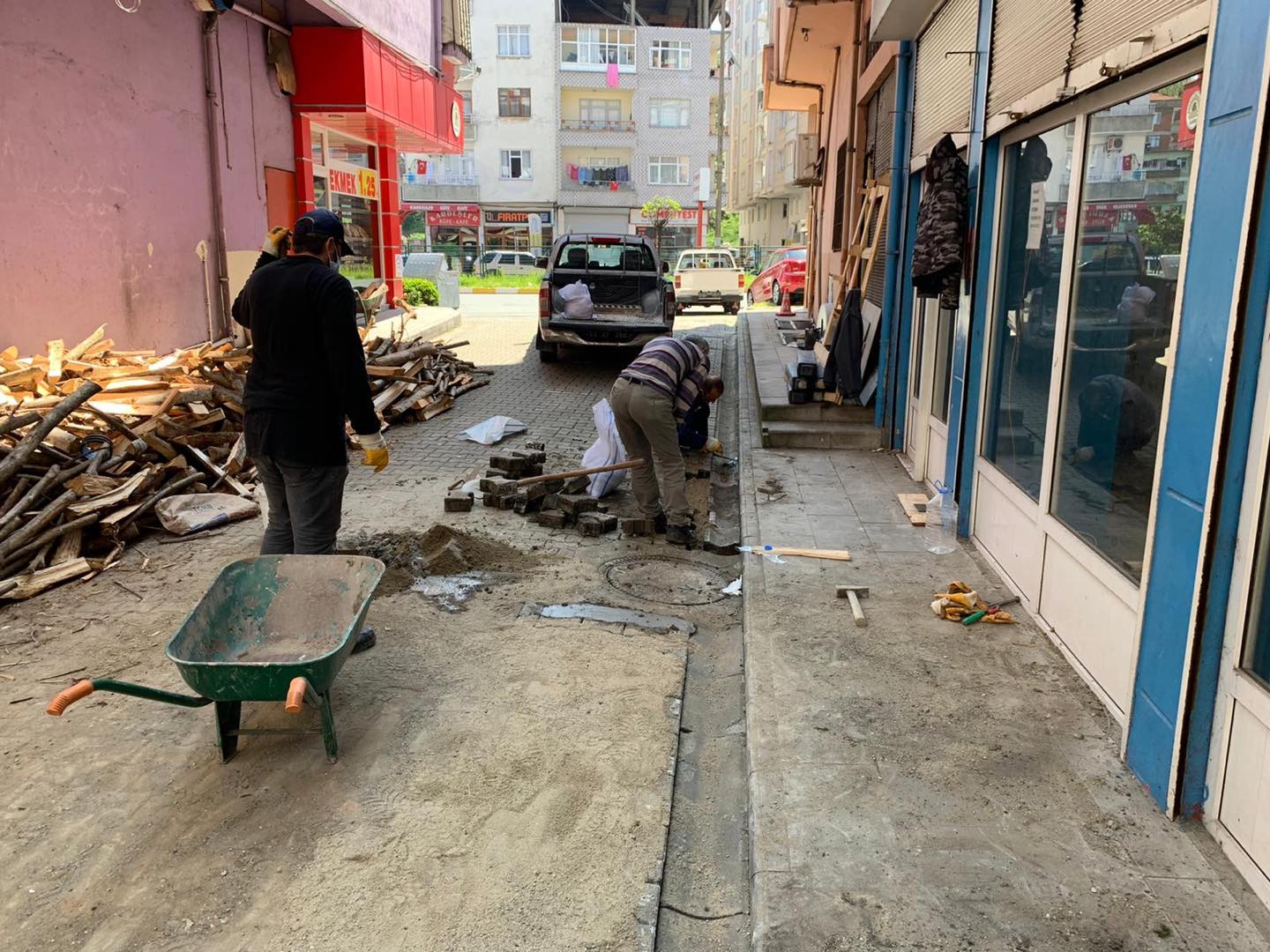 ÇEVRE DÜZENLEME ÇALIŞMALARIMIZA DEVAM EDİYORUZ