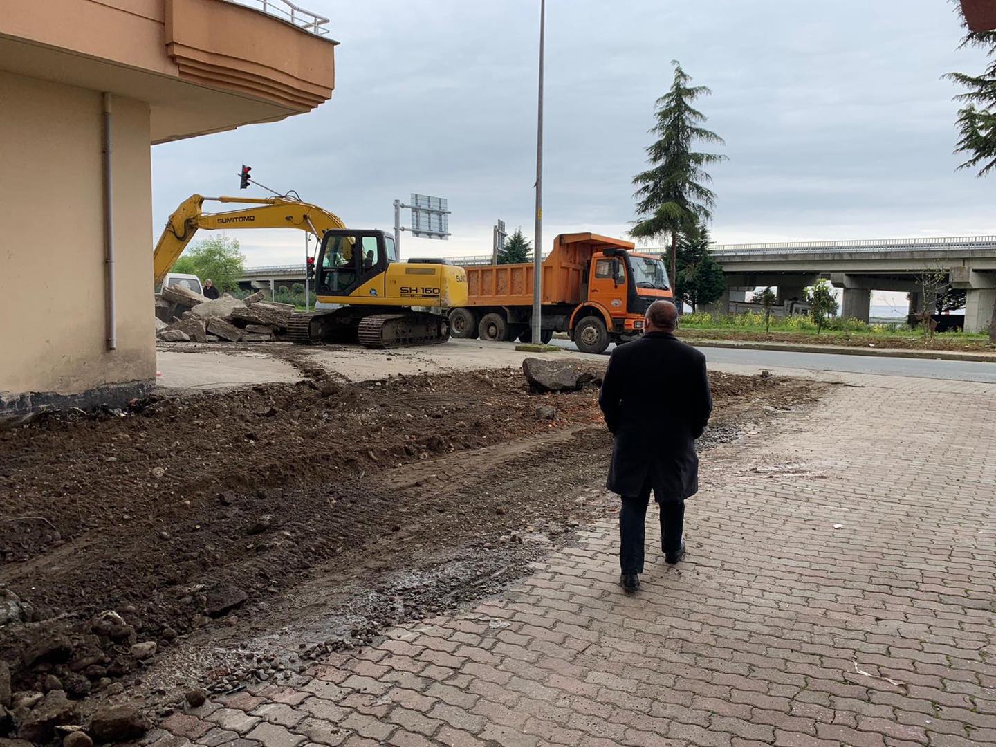 BÜYÜKTAŞHANE MAHALLESİNDE ÇALIŞMALARIMIZ DEVAM EDİYOR