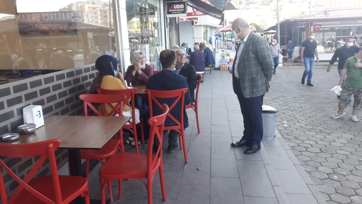 BAŞKANIMIZDAN ESNAFLARA ZİYARET 
