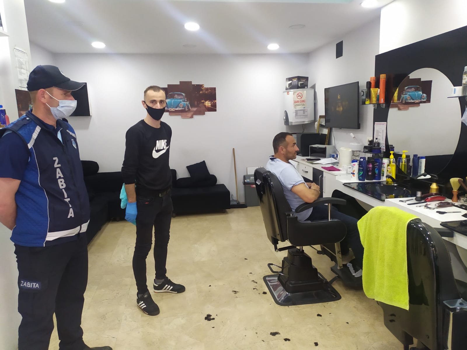  YENİ ÖNLEMLERİ ESNAFA TEBLİĞ EDİYOR