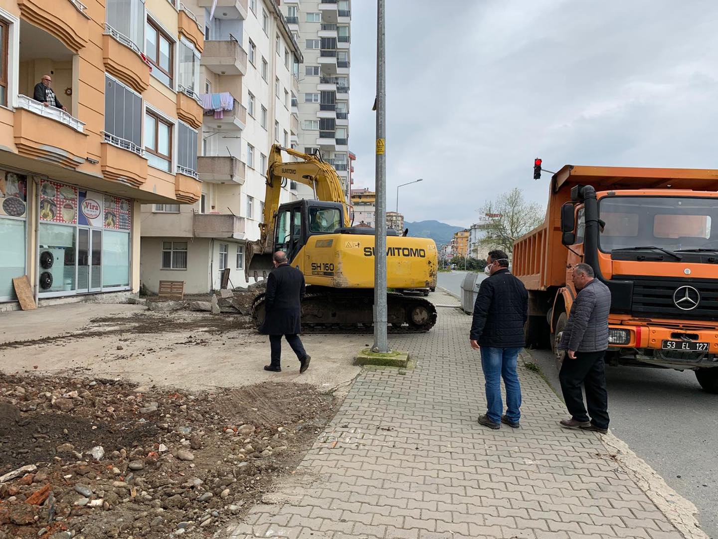 BÜYÜKTAŞHANE MAHALLESİNDE ÇALIŞMALARIMIZ DEVAM EDİYOR