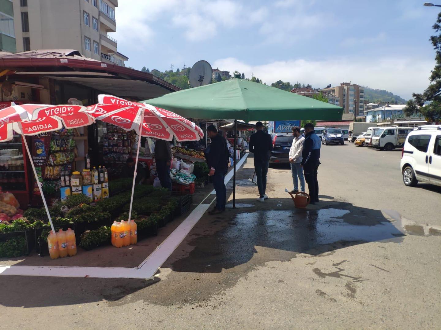 PAZAR YERİNDE ÇİZGİ DÜZENLEMESİ