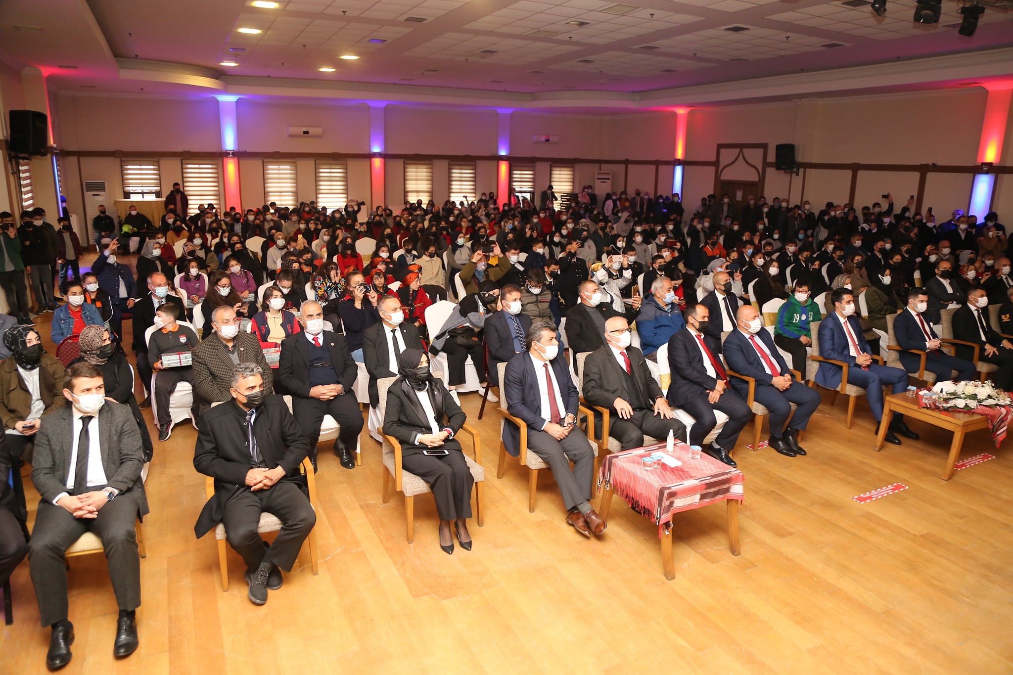 CUMHURİYET BAYRAMI İLÇEMİZDE COŞKUYLA KUTLANDI 