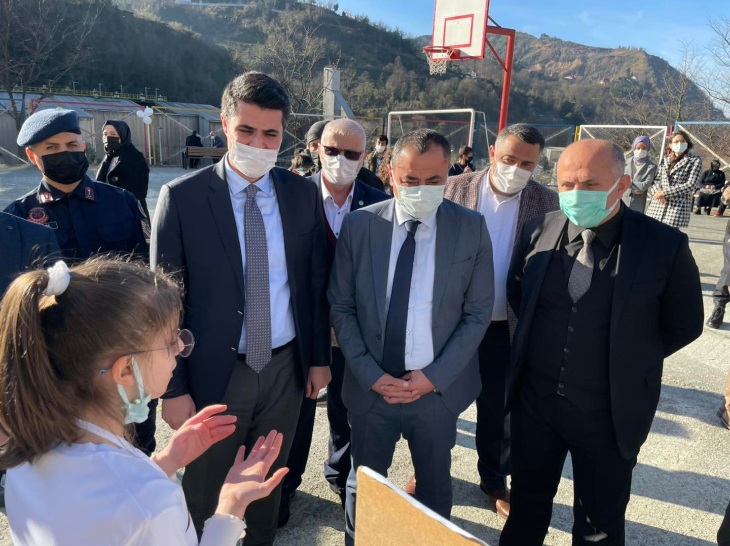 ÇOCUKLARIMIZIN BİLİM FUARINI GEZDİK