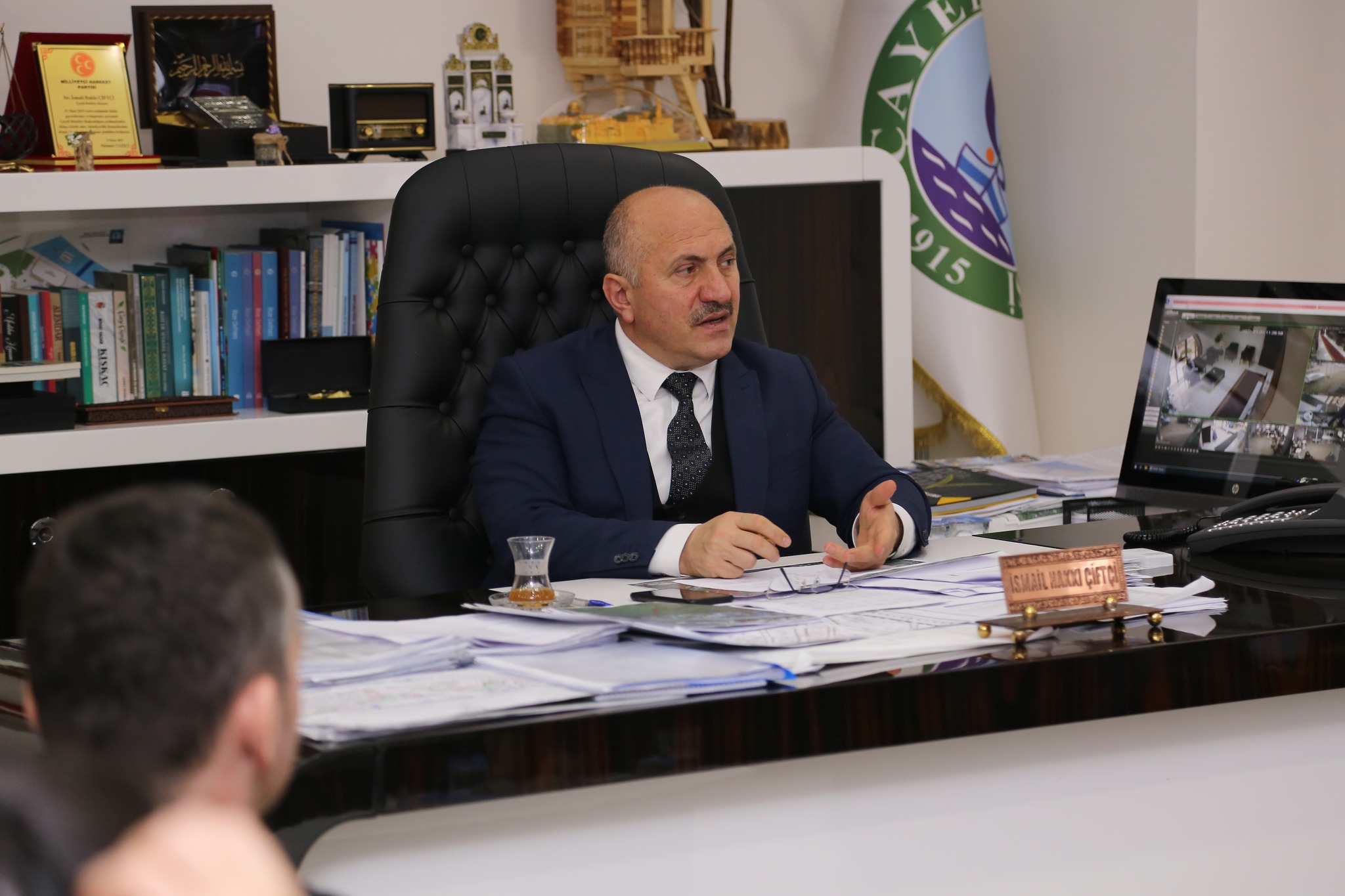 BAŞARILI ÖĞRENCİLERDEN BAŞKANIMIZA ZİYARET