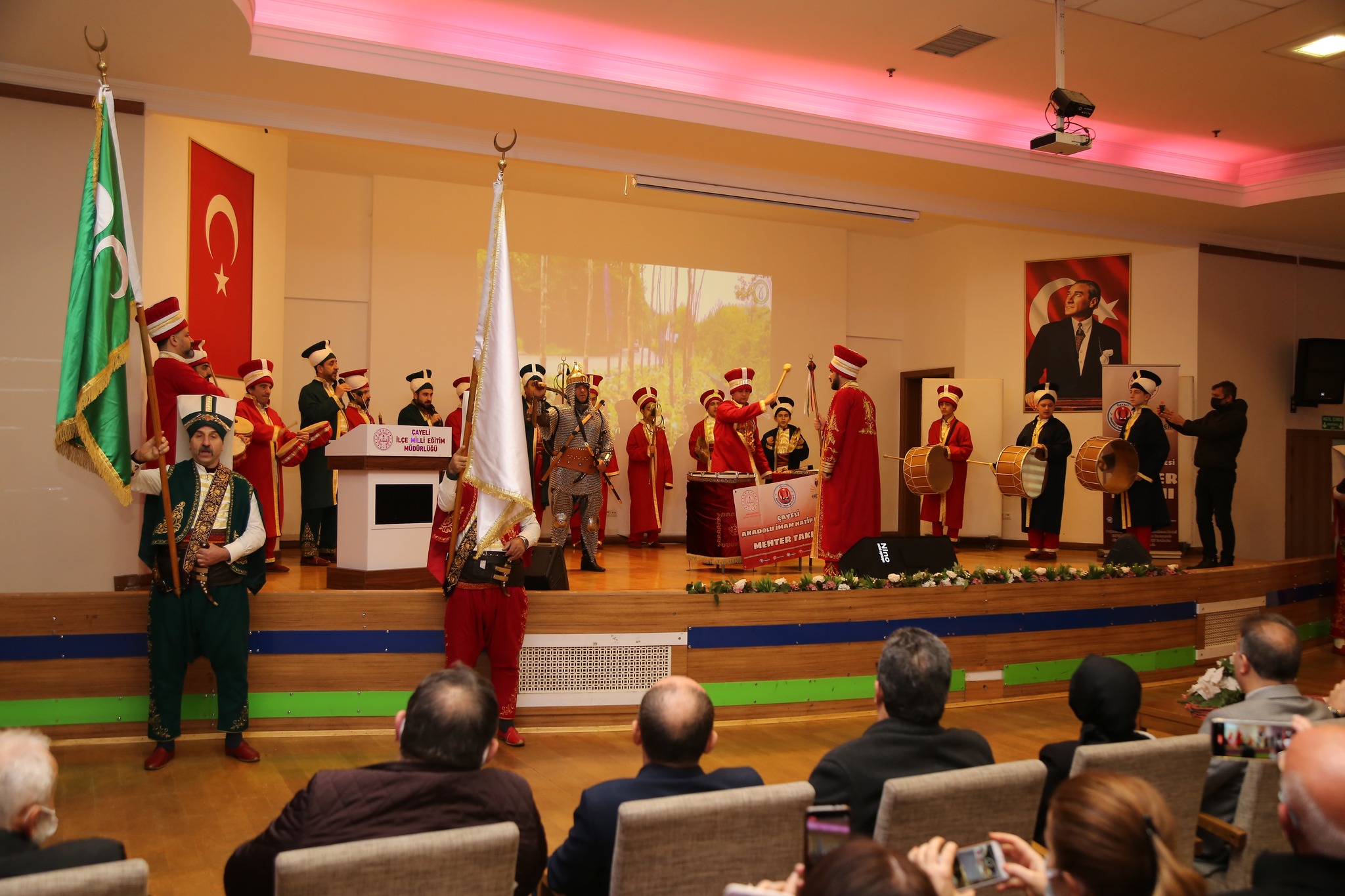İLÇEMİZİN DÜŞMAN İŞGALİNDEN KURTULUŞUNUN 104. YIL DÖNÜMÜ ETKİNLİKLERİ