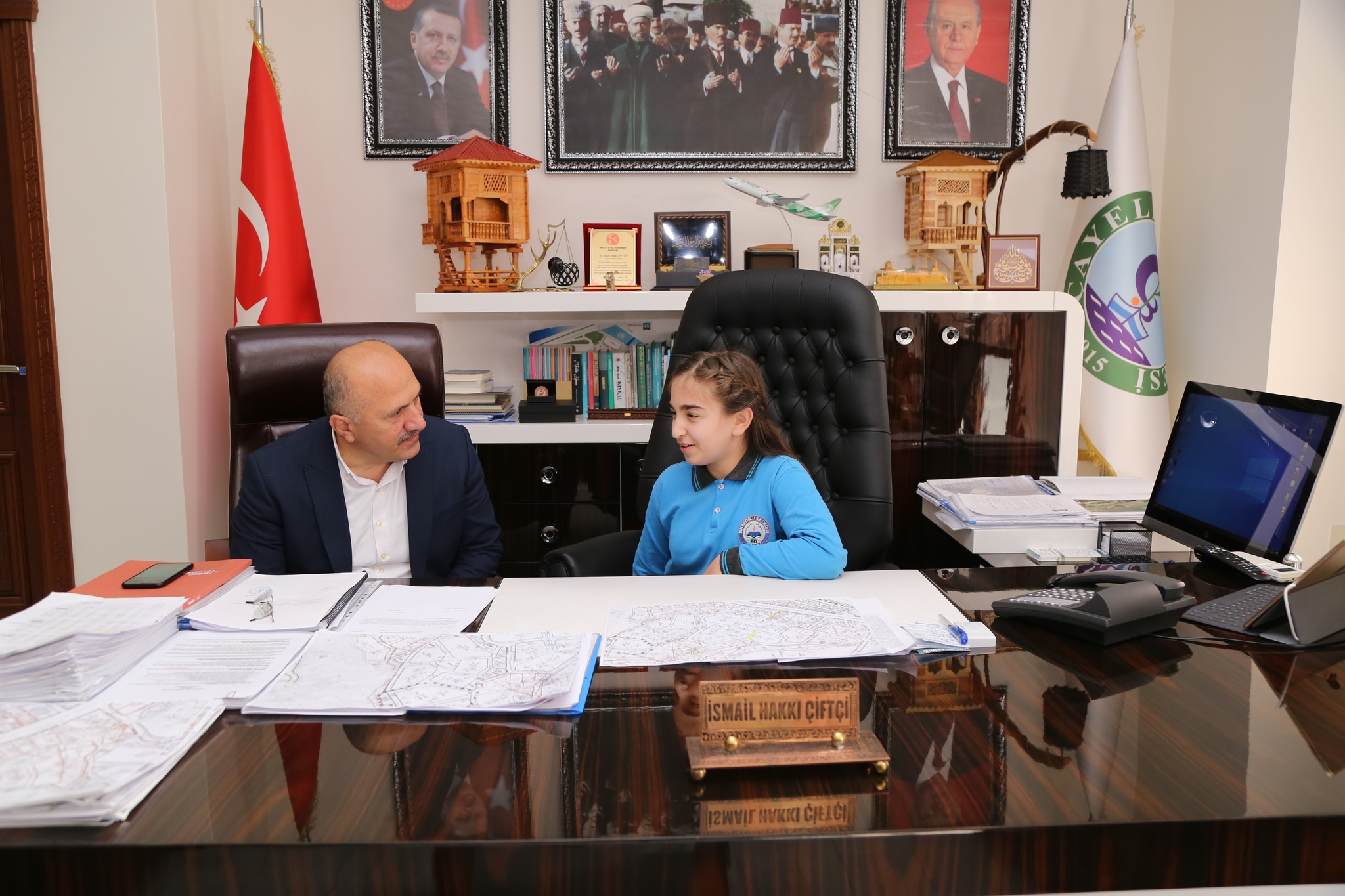 BAŞKANIMIZ KOLTUĞUNU ELİF NUR’A DEVRETTİ