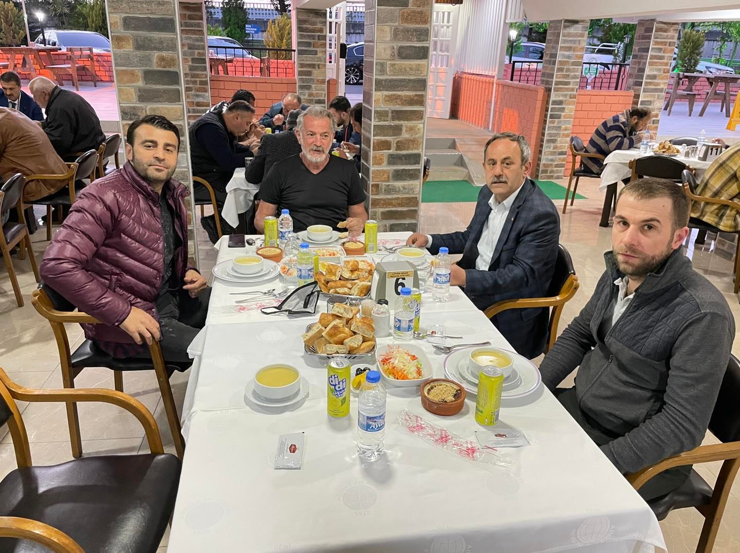 MUHTARLARIMIZ VE MECLİS ÜYELERİMİZLE BİRLİKTE ORUCUMUZU AÇTIK