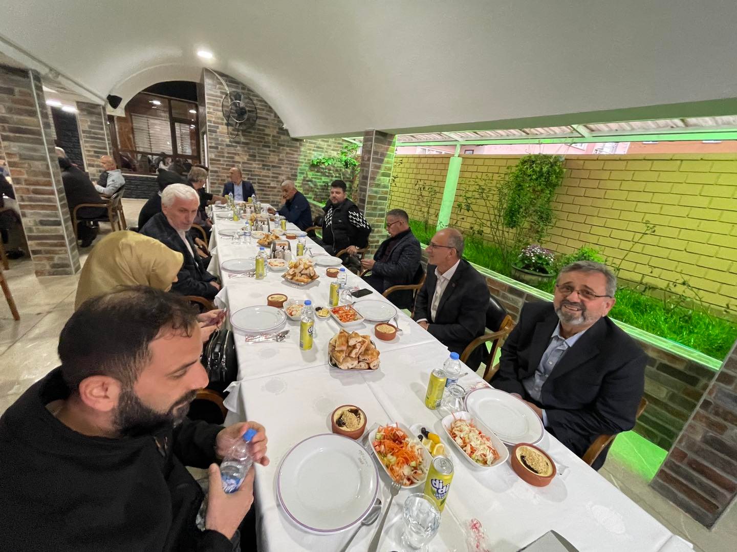 MUHTARLARIMIZ VE MECLİS ÜYELERİMİZLE BİRLİKTE ORUCUMUZU AÇTIK