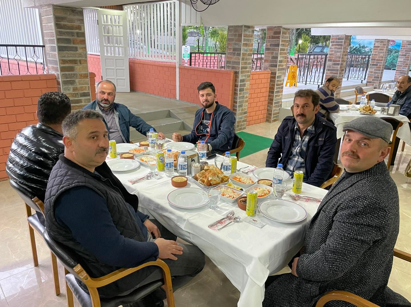 MUHTARLARIMIZ VE MECLİS ÜYELERİMİZLE BİRLİKTE ORUCUMUZU AÇTIK