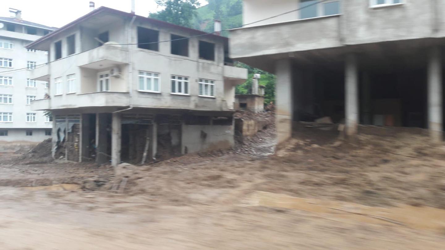BAŞKANIMIZ HAFTASONU HEYELAN OLAN BÖLGELERİ GEZDİ