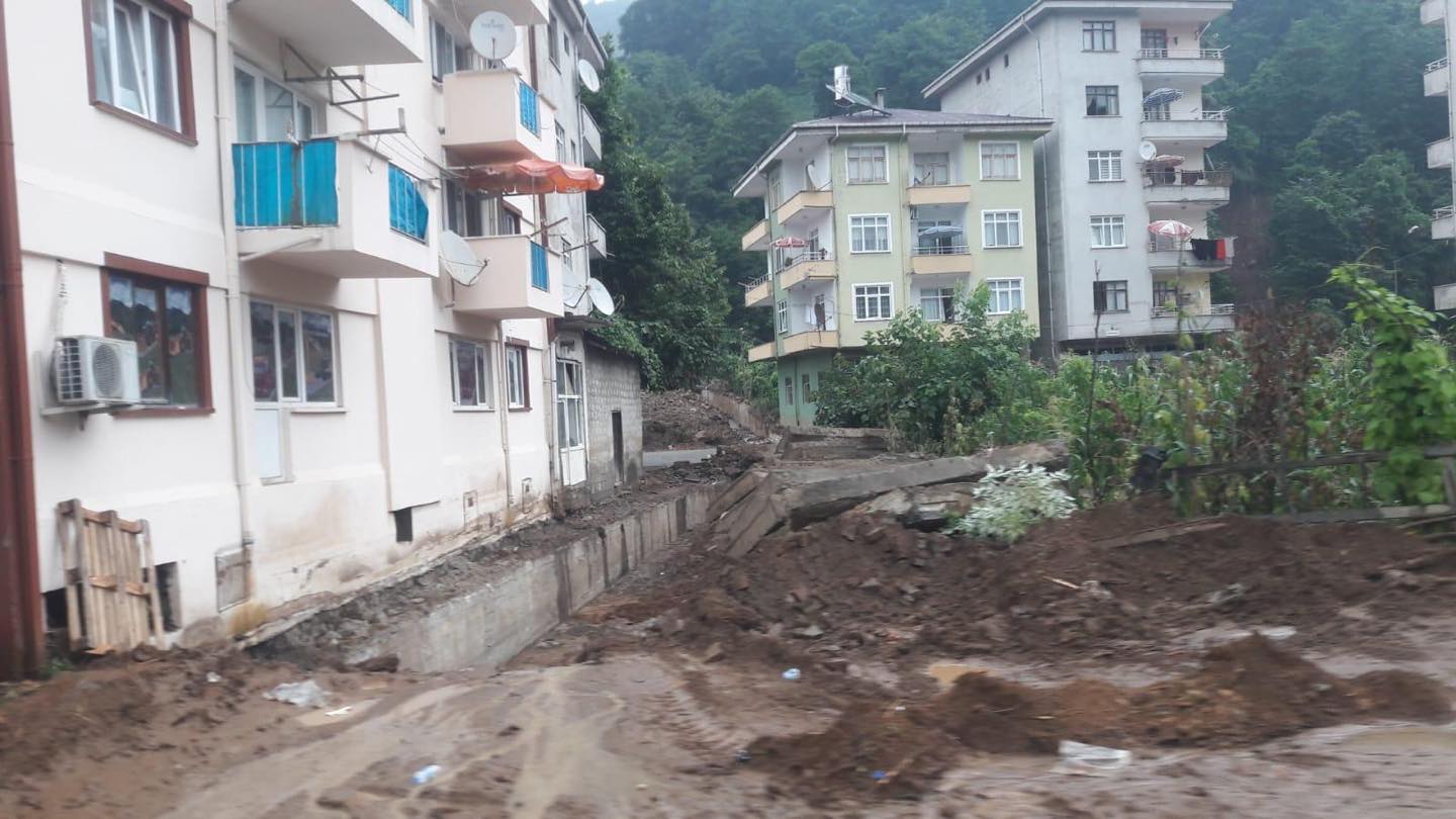 BAŞKANIMIZ HAFTASONU HEYELAN OLAN BÖLGELERİ GEZDİ