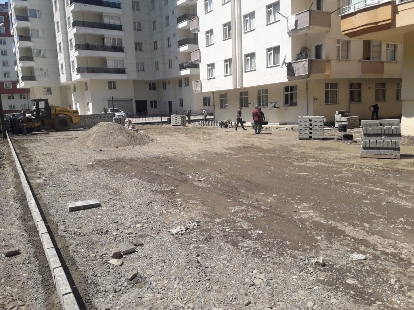 ÇEVRE DÜZENLEMELERİMİZE DEVAM EDİYORUZ