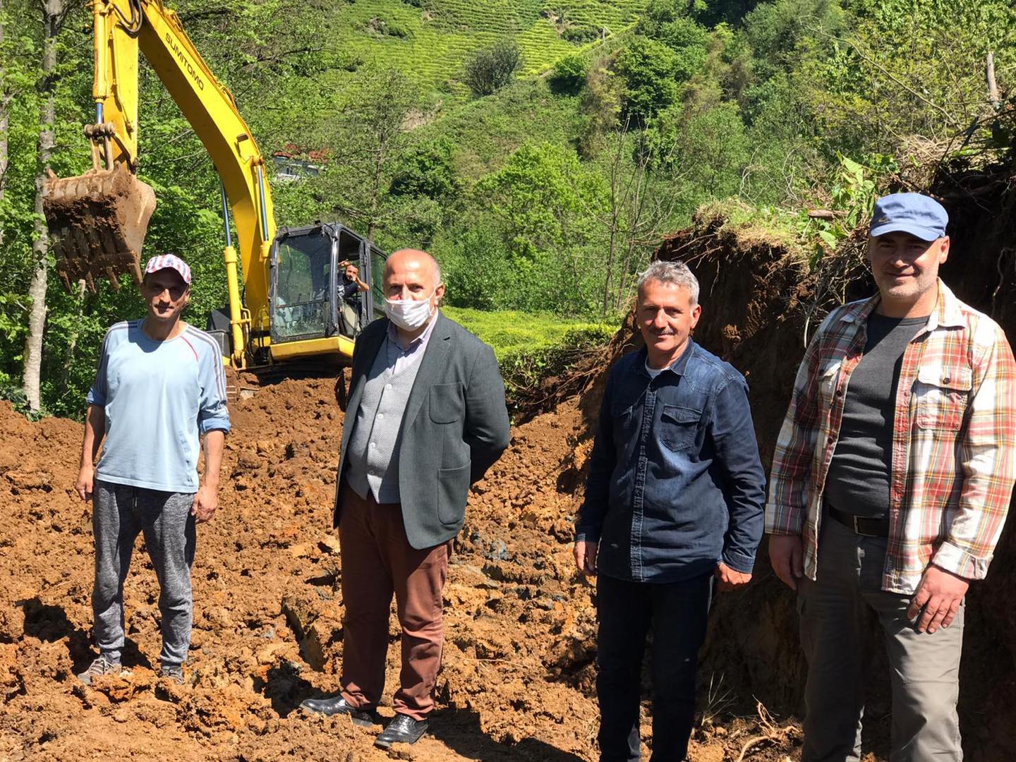 LİMANKÖY MAHALLEMİZDE YENİ YOL YAPIMINA BAŞLADIK