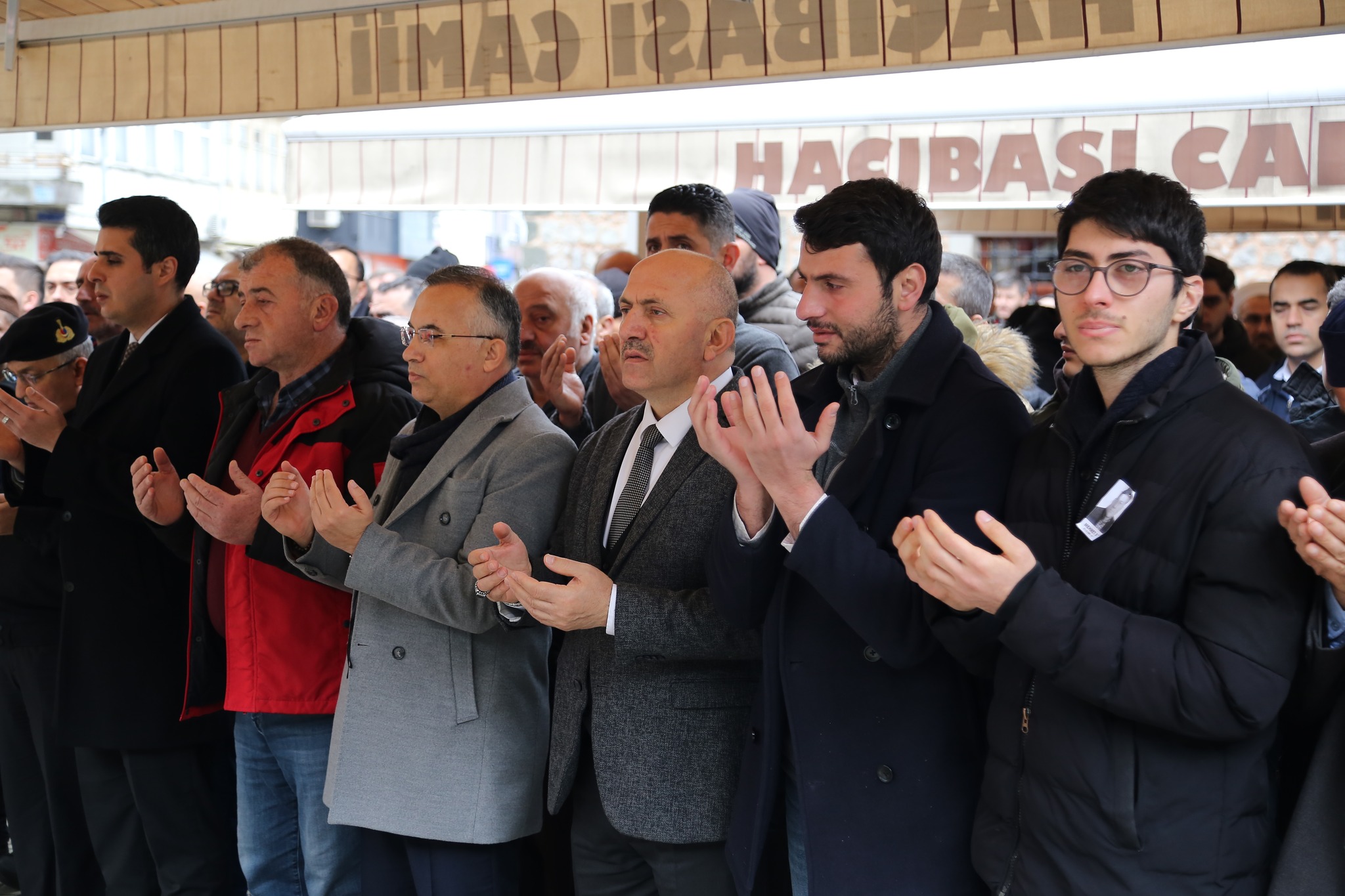 PERSONELİMİZ MEHMET SARI’YI GÖZ YAŞLARI ARASINDA SON YOLCULUĞUNA UĞURLADIK