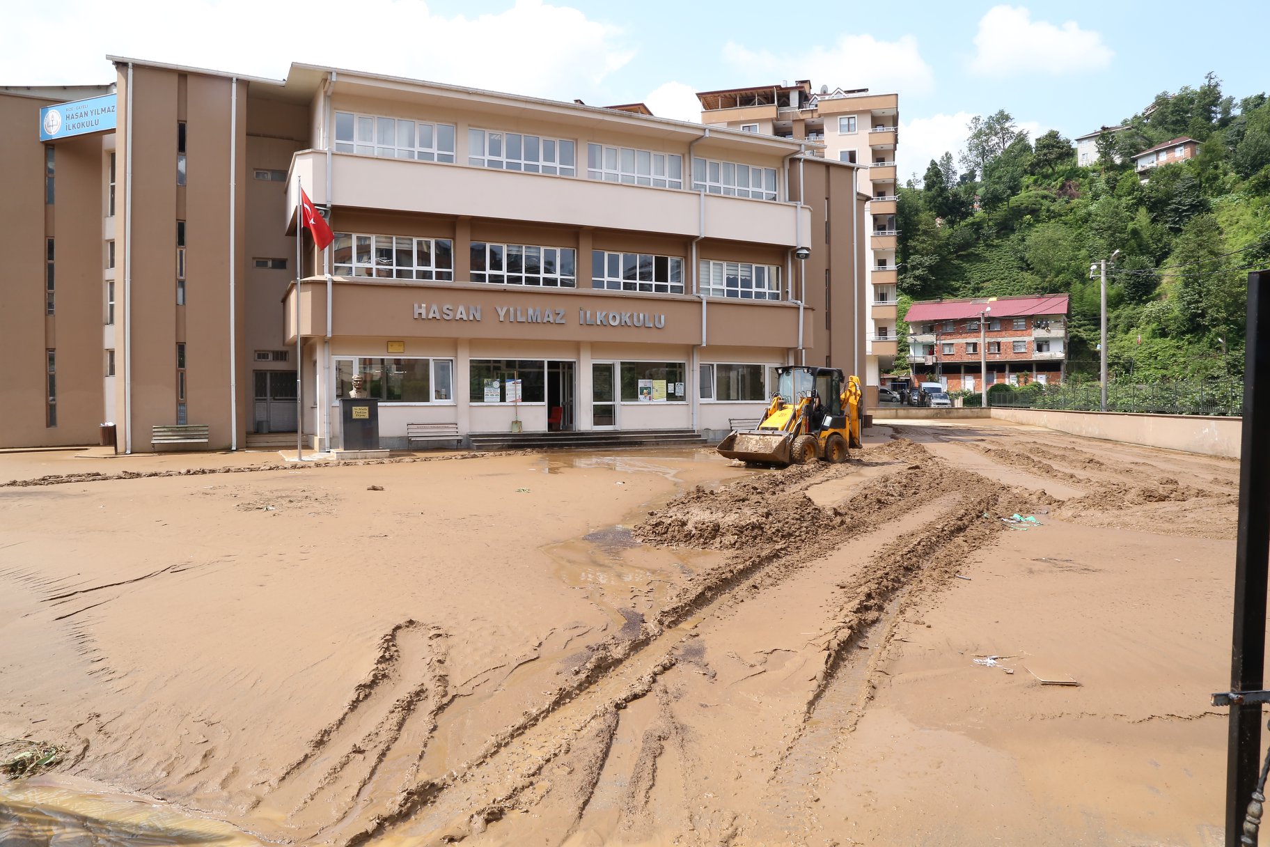 VATANDAŞIMIZIN TALEPLERİNİ YERİNE GETİRİYORUZ