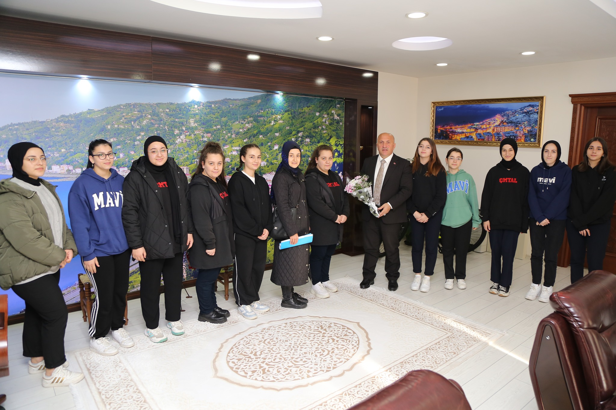 ÖĞRENCİLERDEN BELEDİYEMİZE ZİYARET