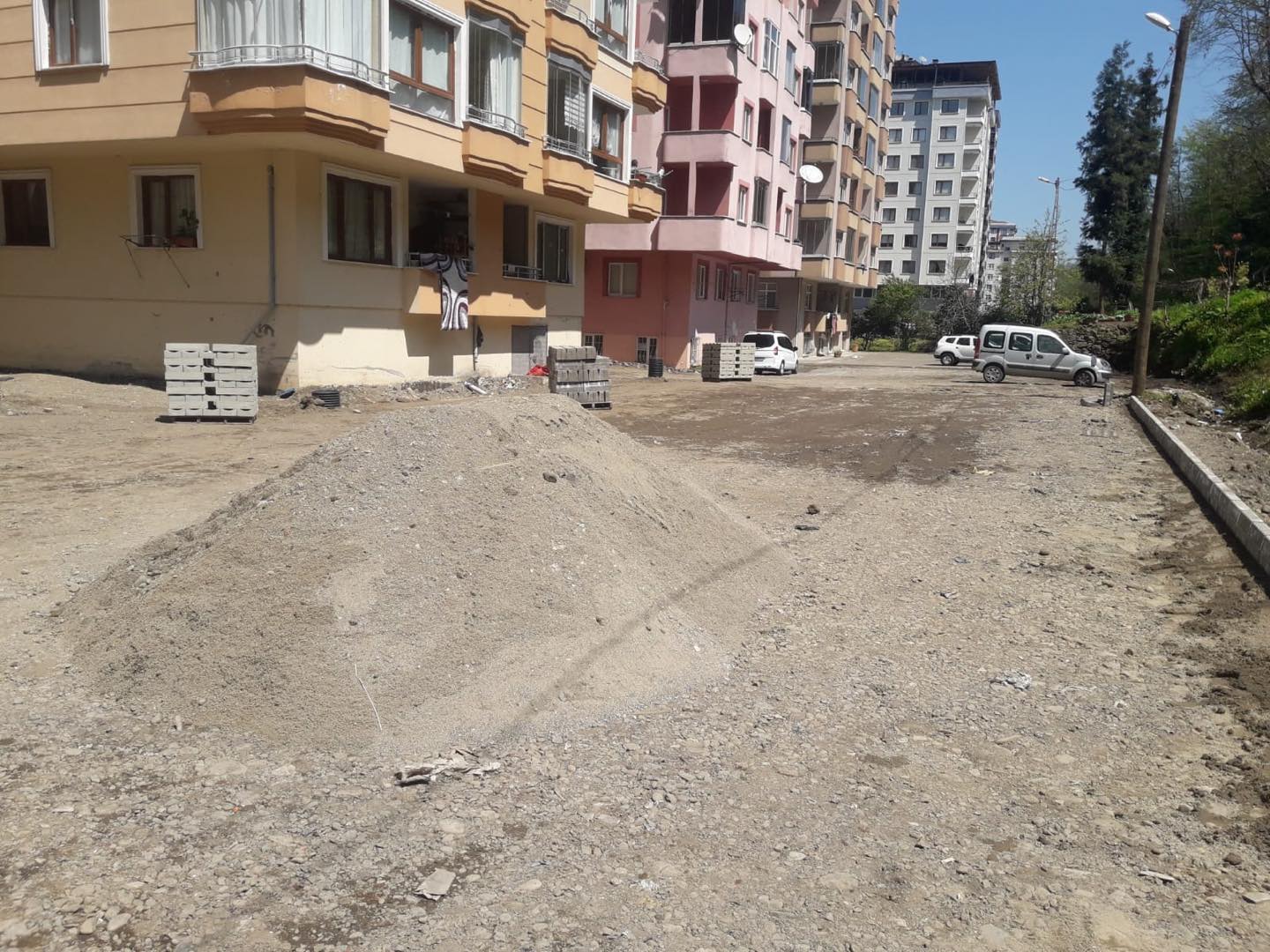 ÇEVRE DÜZENLEMELERİMİZE DEVAM EDİYORUZ