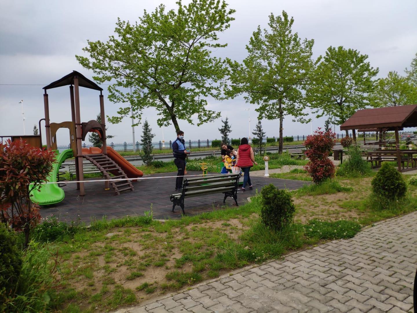 ÇOCUKLARIMIZA MASKE DAĞITILDI