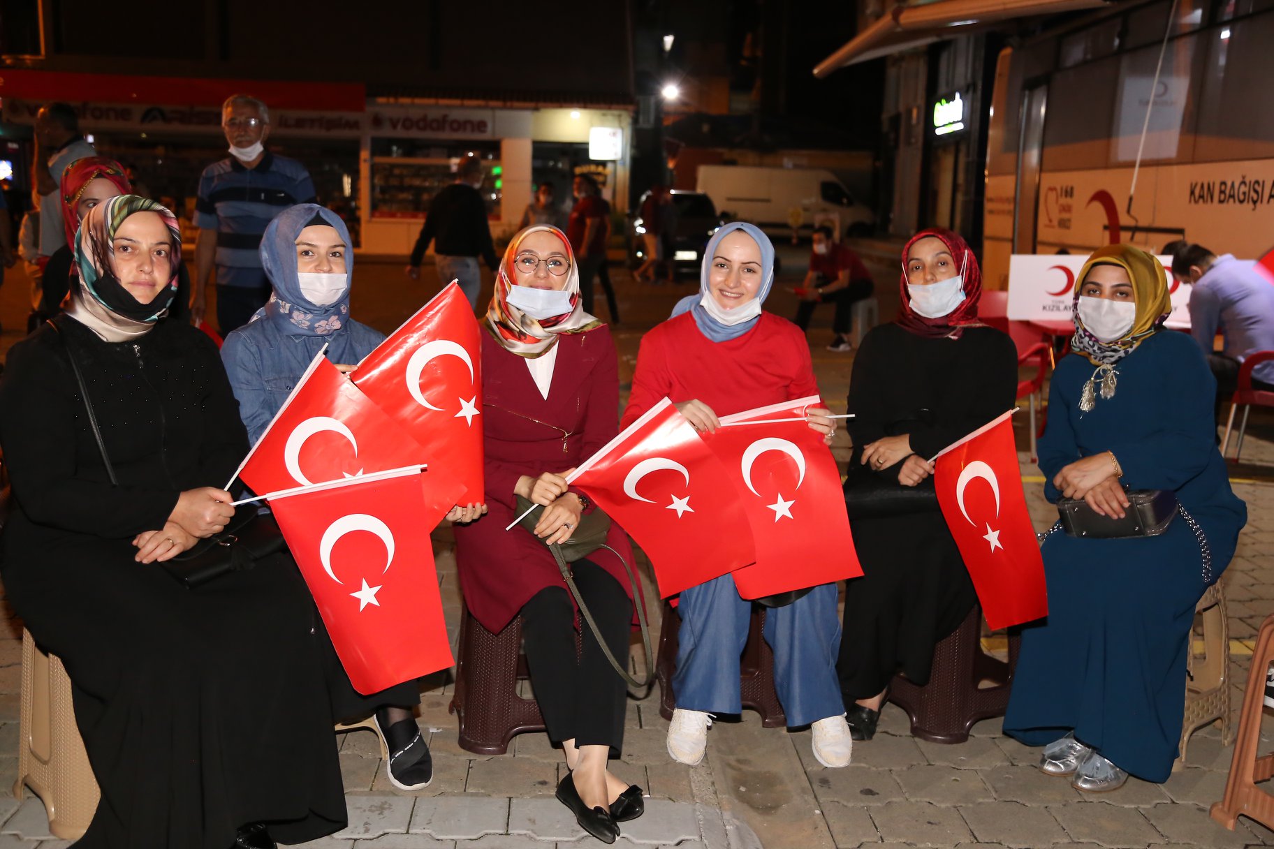 15 TEMMUZ’UN 4.YILINDA İLÇEMİZDE ANMA TÖRENİ DÜZENLENDİ