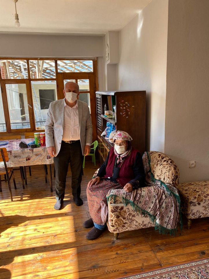 BAŞKANIMIZ VE KAYMAKAMIMIZDAN HAVVA NİNEYE ZİYARET