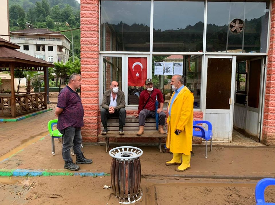 BAŞKANIMIZ SAHADA