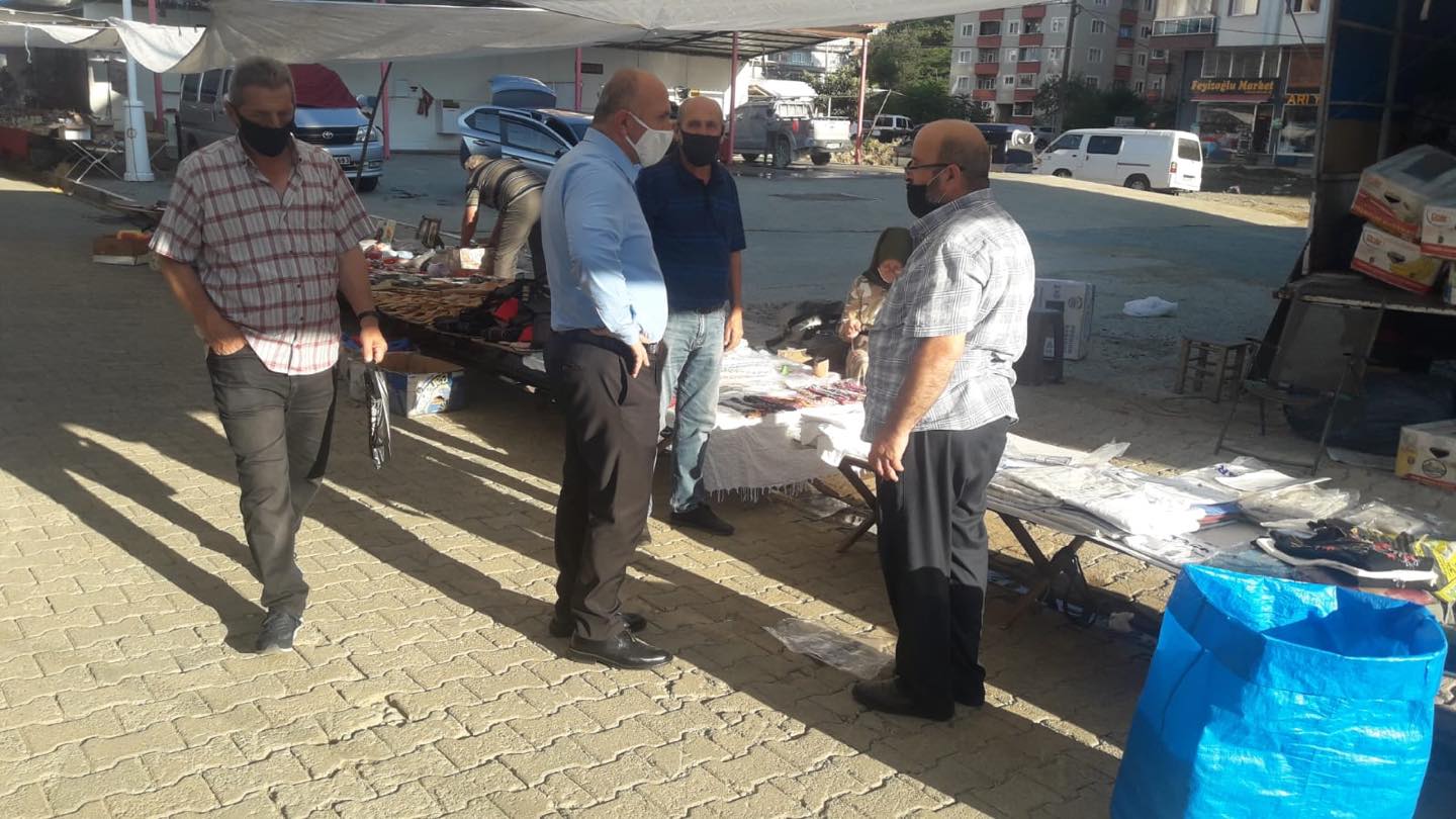 SEL FELAKETİNİN ARDINDAN KURULAN ELBİSE PAZARINA ZİYARET