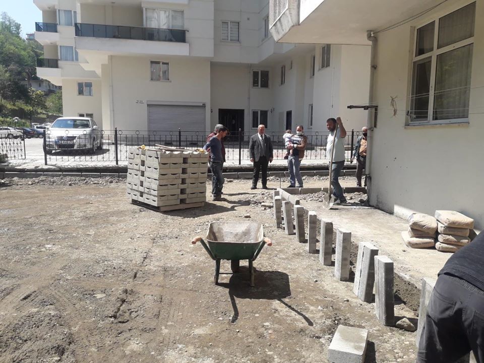 ÇEVRE DÜZENLEMELERİMİZE DEVAM EDİYORUZ