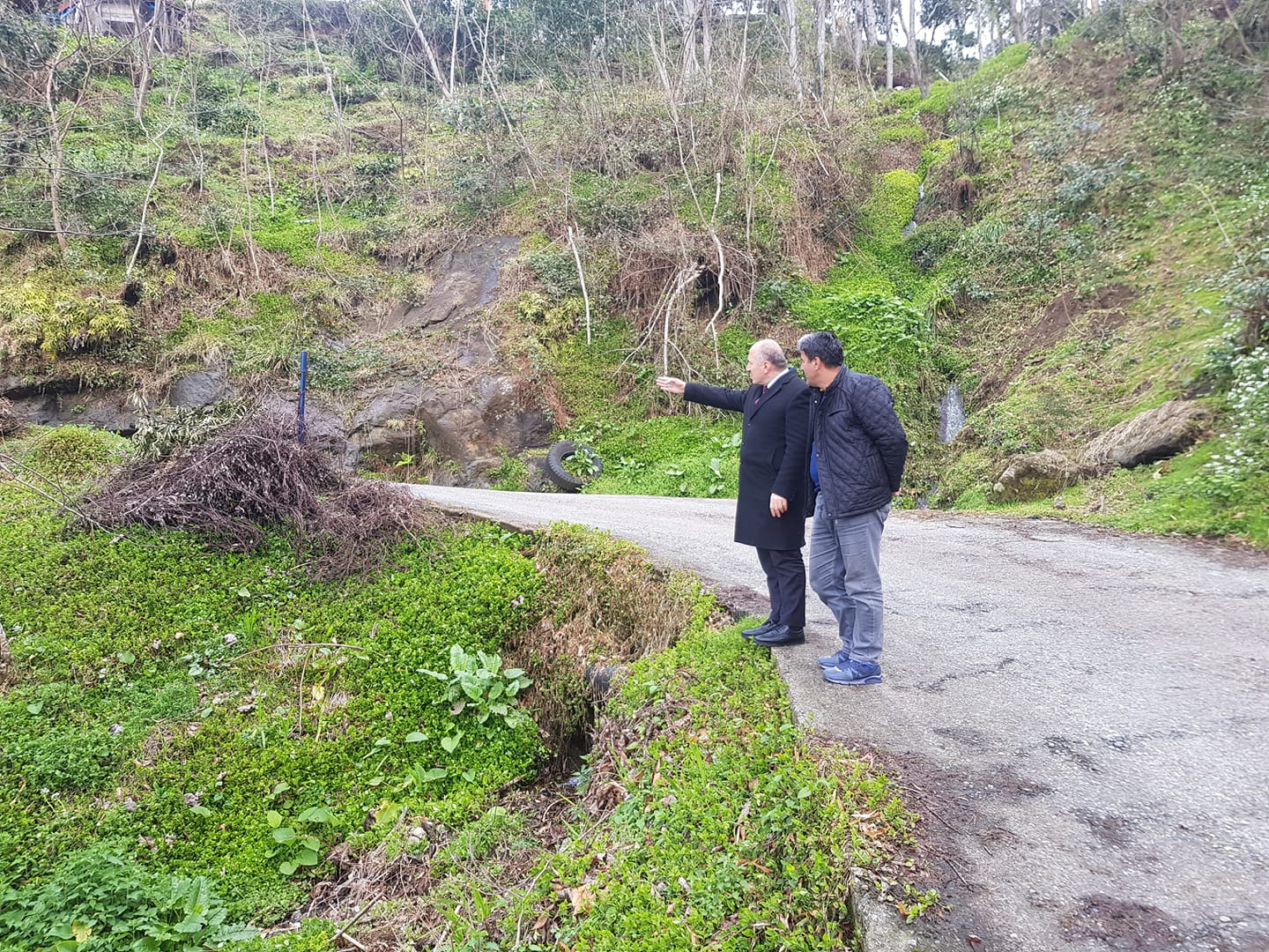 KÜÇÜKTAŞHANE MAHALLESİNDE YOL GENİŞLETME ÇALIŞMASI