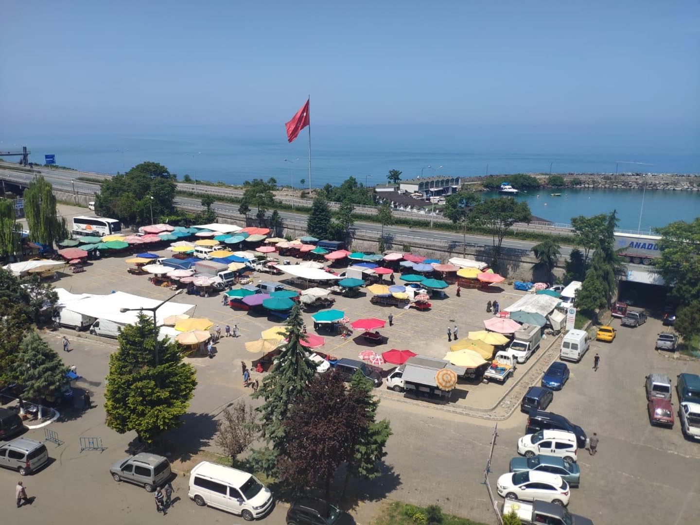 PAZARYERİNDE ÖNLEMLER ARTTIRILDI