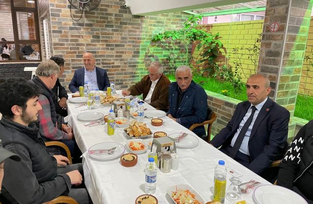 MUHTARLARIMIZ VE MECLİS ÜYELERİMİZLE BİRLİKTE ORUCUMUZU AÇTIK