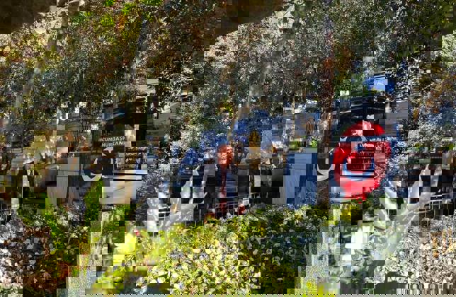 ÇATALDERE KÖYÜNDEN KABRİSTANLIĞINA TOPRAK GÖTÜRÜLDÜ