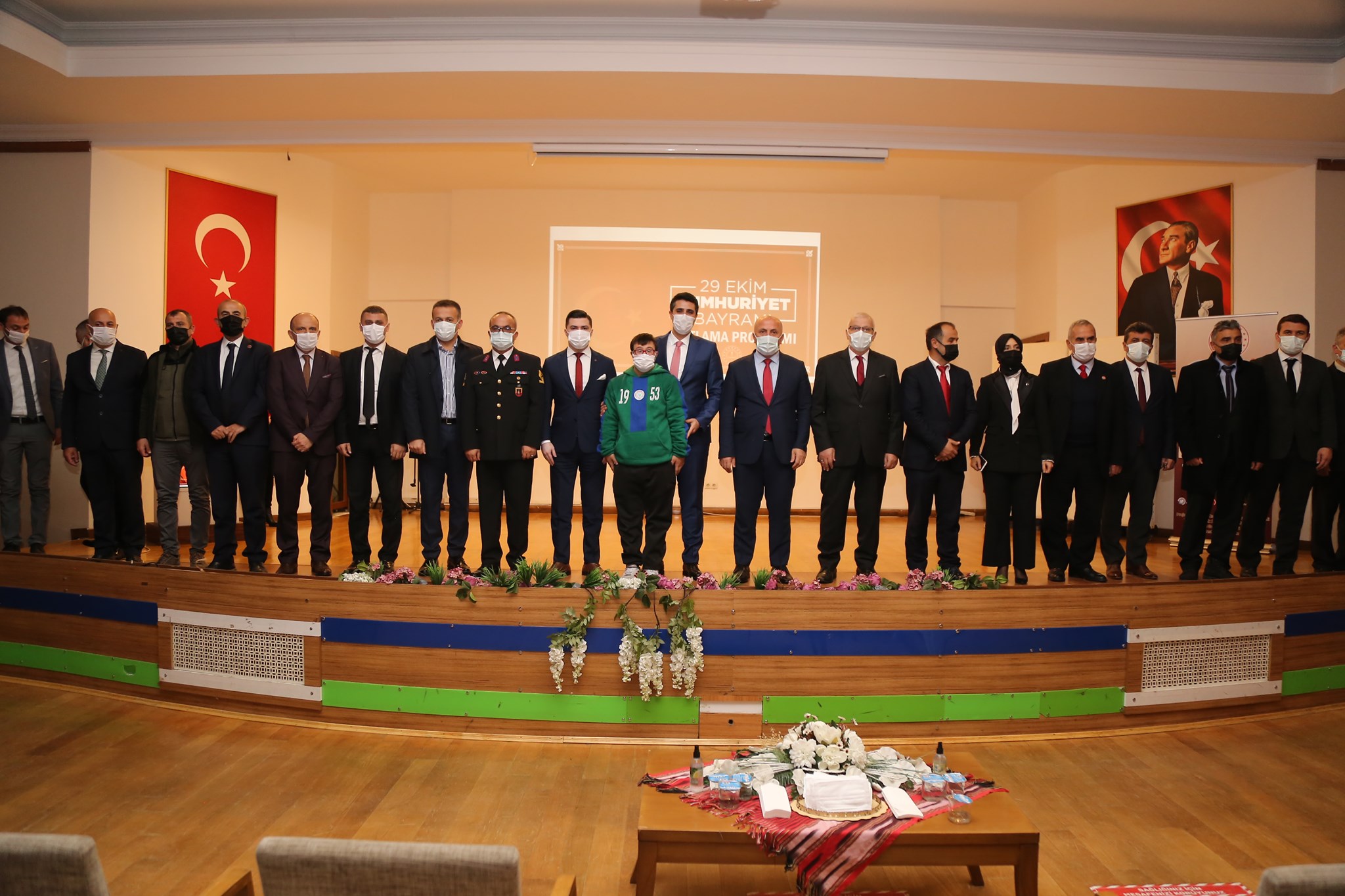 CUMHURİYET BAYRAMI İLÇEMİZDE COŞKUYLA KUTLANDI