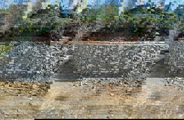 TAŞ DUVAR YAPIM ÇALIŞMALARIMIZ DEVAM EDİYOR