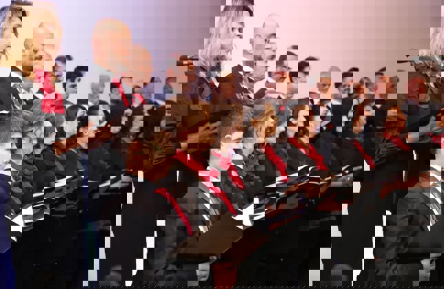 KOROMUZ İZLEYENLERE MUHTEŞEM BİR AKŞAM YAŞATTI