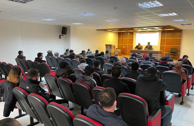 ÜNİVERSİTE ÖĞRENCİLERİ İLE BİR ARAYA GELDİK