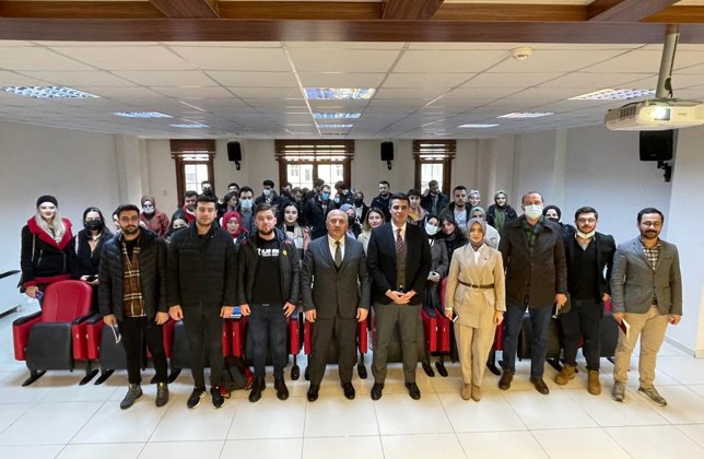ÜNİVERSİTE ÖĞRENCİLERİ İLE BİR ARAYA GELDİK