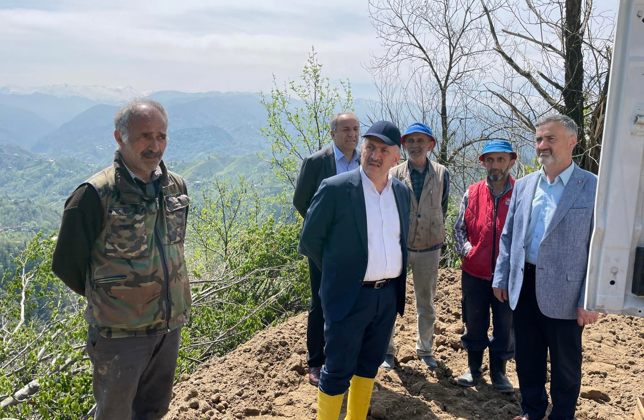 ŞAİRLER MAHALLEMİZ YENİ YOLUNA KAVUŞTU
