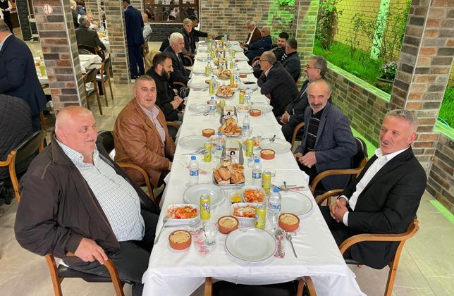 MUHTARLARIMIZ VE MECLİS ÜYELERİMİZLE BİRLİKTE ORUCUMUZU AÇTIK