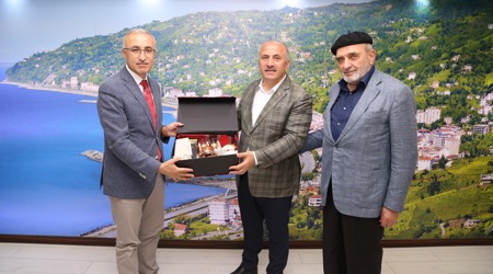 Başkanımız Misafirlerini Makamında Ağırladı.