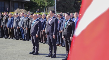  ÇAYELİMİZİN KURTULUŞ YIL DÖNÜMÜ RESMİ TÖRENLE KUTLANDI