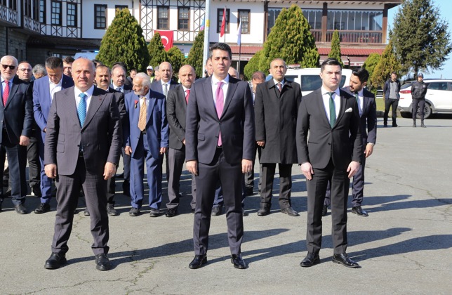  ÇAYELİMİZİN KURTULUŞ YIL DÖNÜMÜ RESMİ TÖRENLE KUTLANDI
