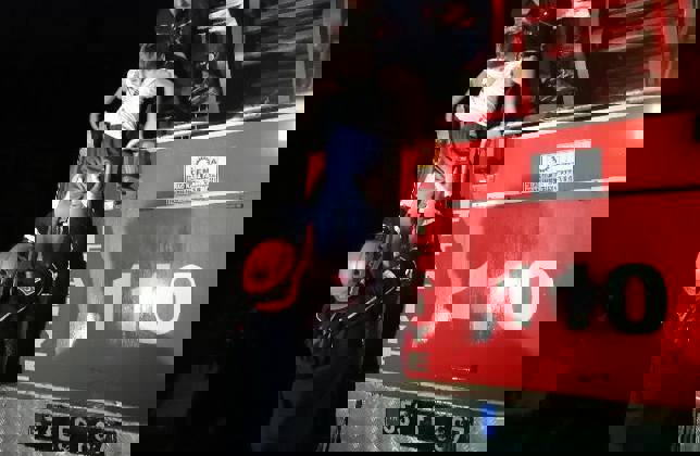 DEMİRHİSAR KÖYÜNDE MAHSUR KALANLAR KURTARILDI