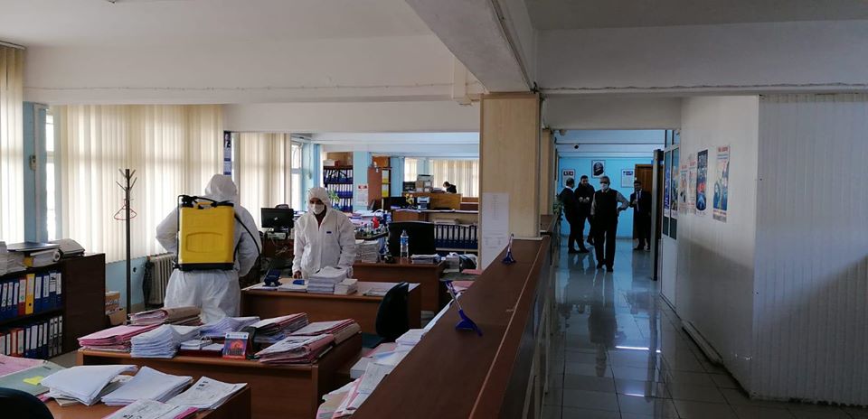 KAMU KURUM VE KURULUŞLARI DEZENFEKTE EDİLİYOR